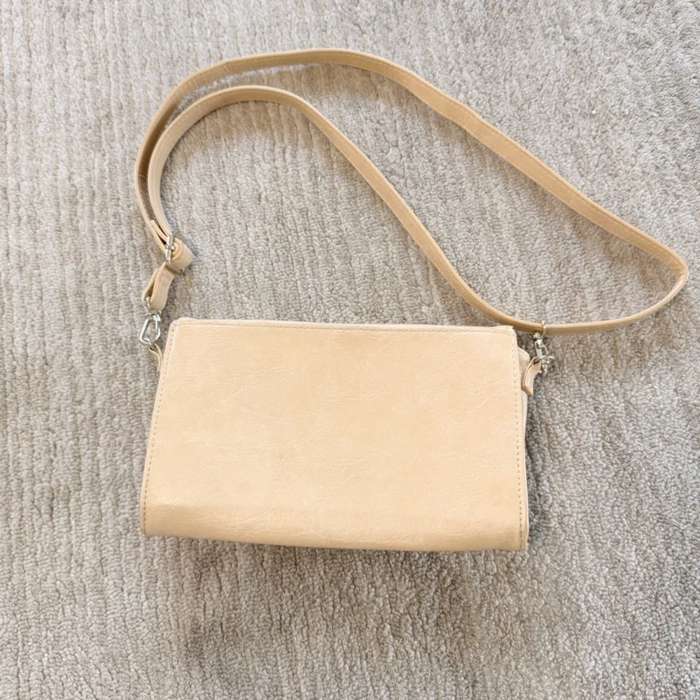 Béis Crossbody Wallet Travel Purse/Clutch - Picture 12 of 14